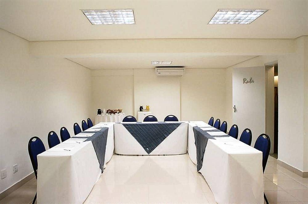 马科斯萨瓦西服务公寓 贝洛哈里桑塔 外观 照片